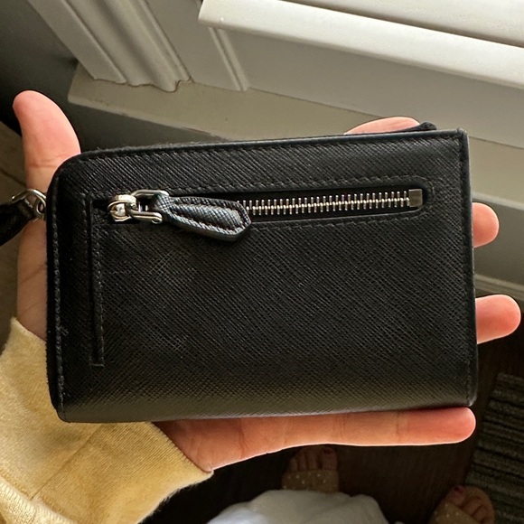 Prada Black Saffiano Zip Card Wallet with Triangle Logo - Picture 3 of 5